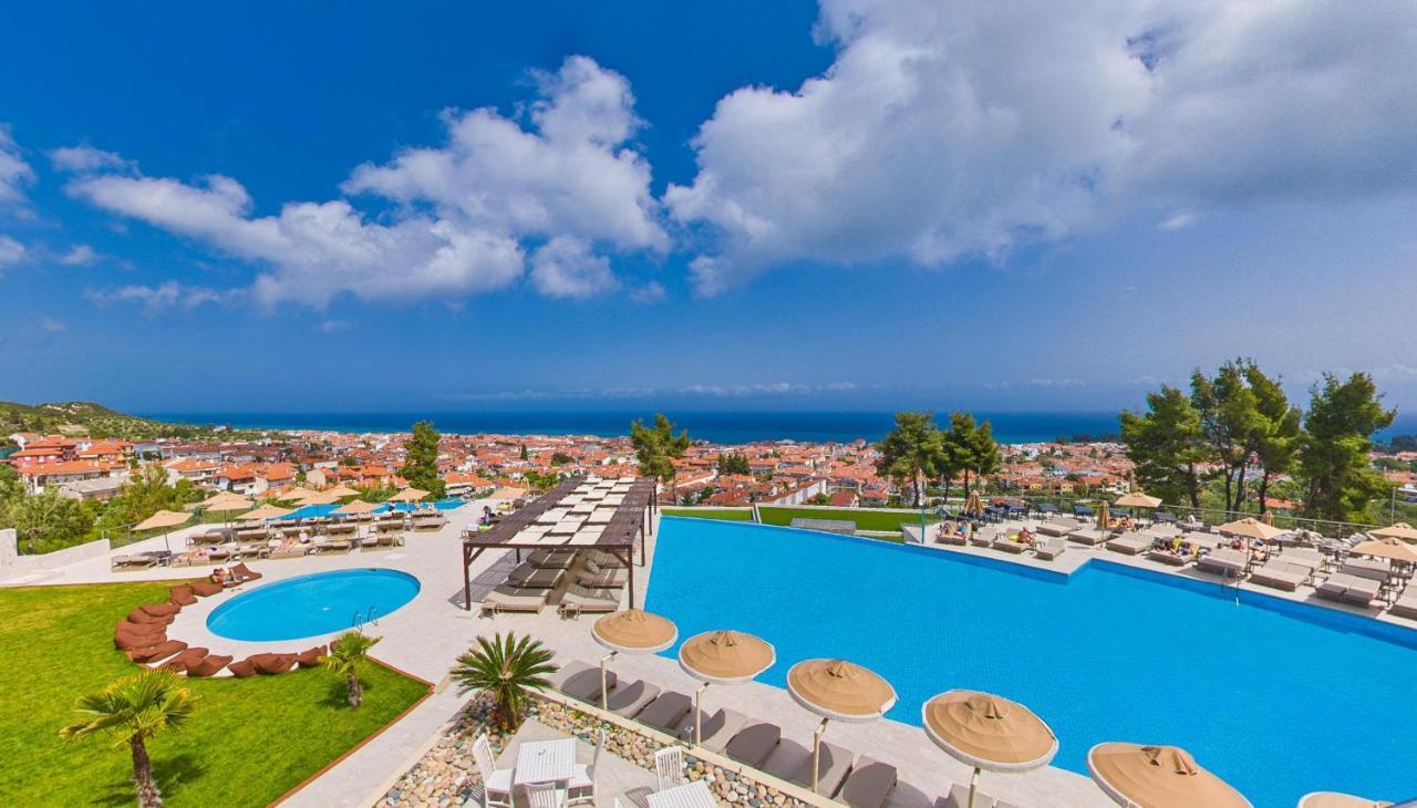 Alia Palace Hotel - Adults Only 16+ Chalkidiki Luaran gambar The resort's main pool