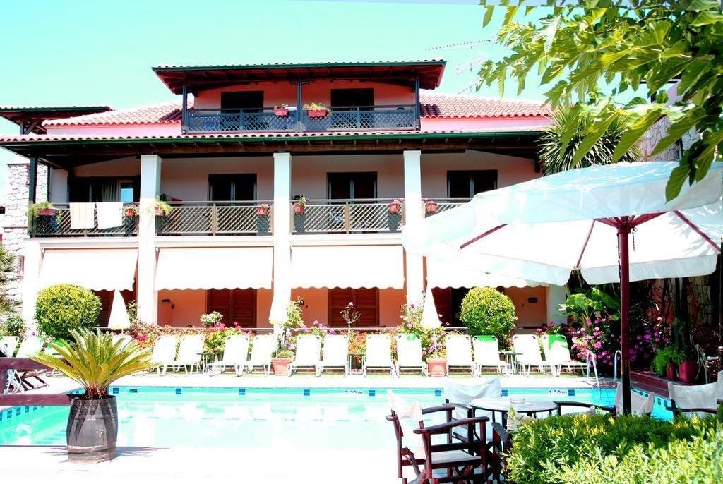 Alia Palace Hotel - Adults Only 16+ Chalkidiki Luaran gambar Villa de la Plage